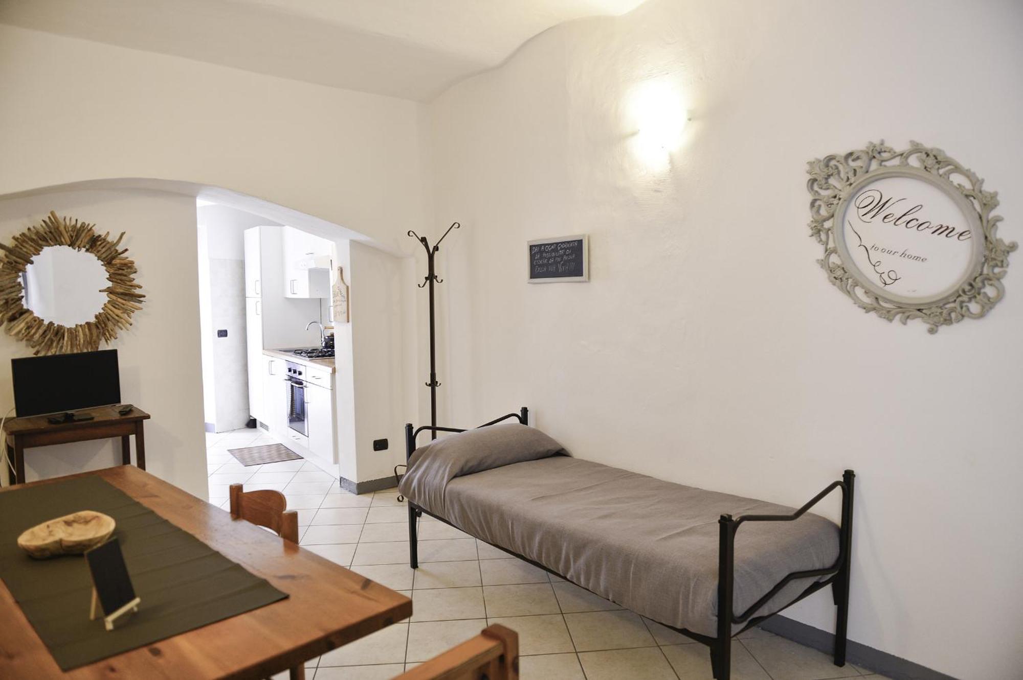 A Casa Di Sole Brovello Apartment Exterior photo